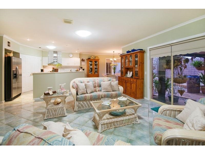 4 Tandarra Drive, Hoppers Crossing VIC 3029