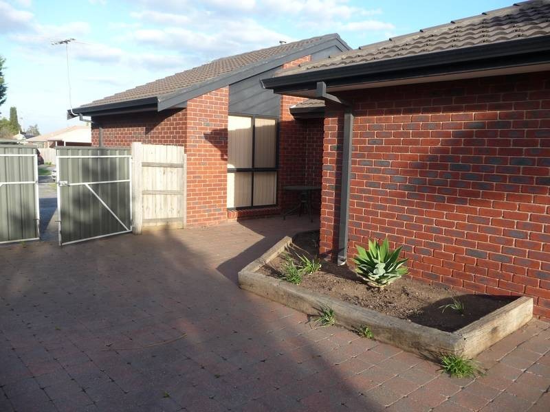 4 James Austin Place, Hoppers Crossing VIC 3029