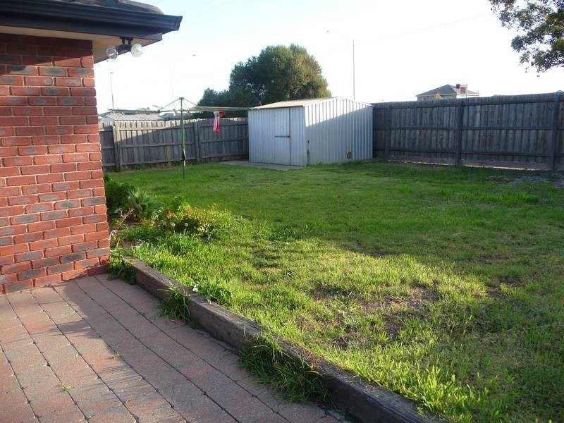 4 James Austin Place, Hoppers Crossing VIC 3029