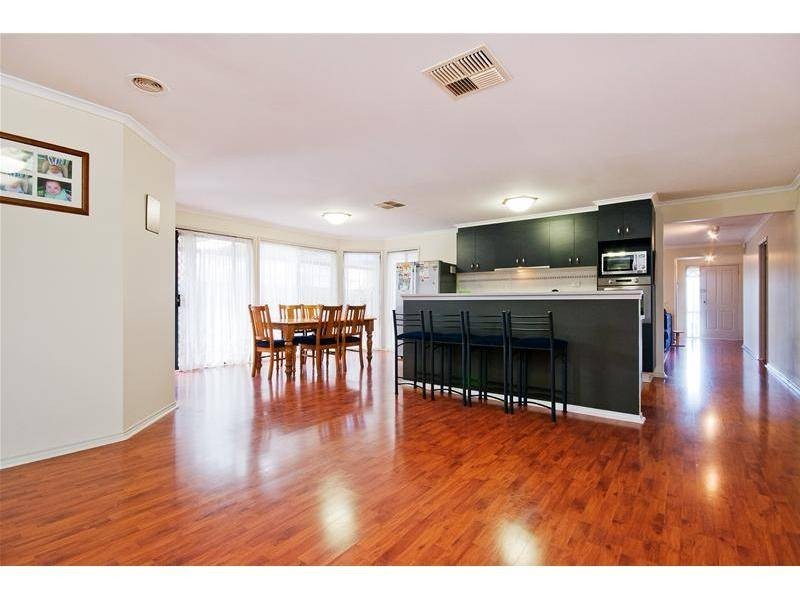 10 Yarra Gum Road, Wyndham Vale VIC 3024