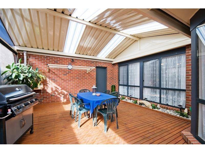 10 Yarra Gum Road, Wyndham Vale VIC 3024