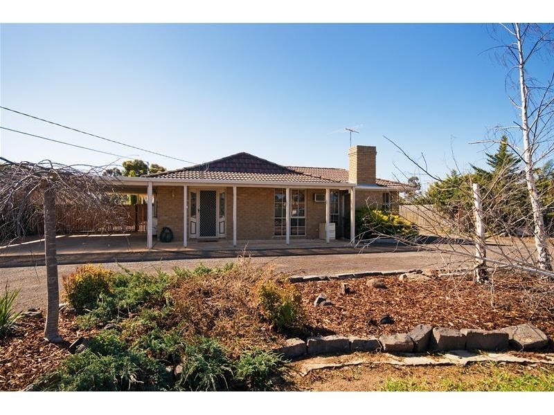38 Wynarka Drive, Hoppers Crossing VIC 3029