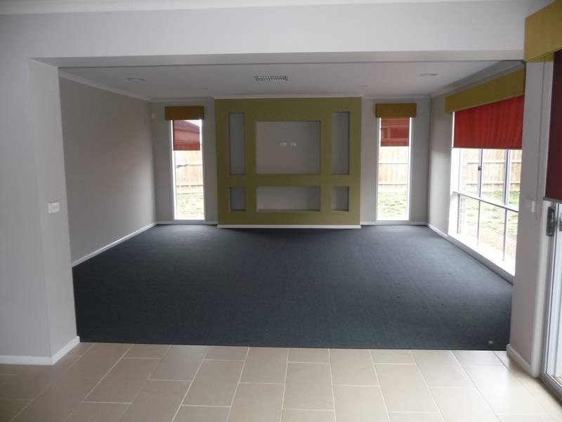 702 TARNEIT ROAD, Tarneit VIC 3029