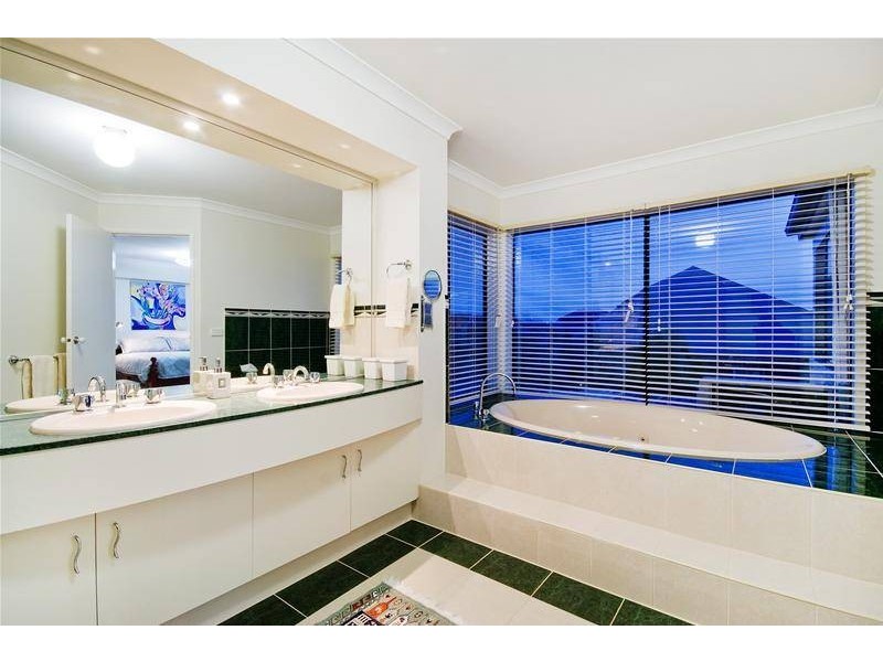 12 St Nicholas Court, Tarneit VIC 3029