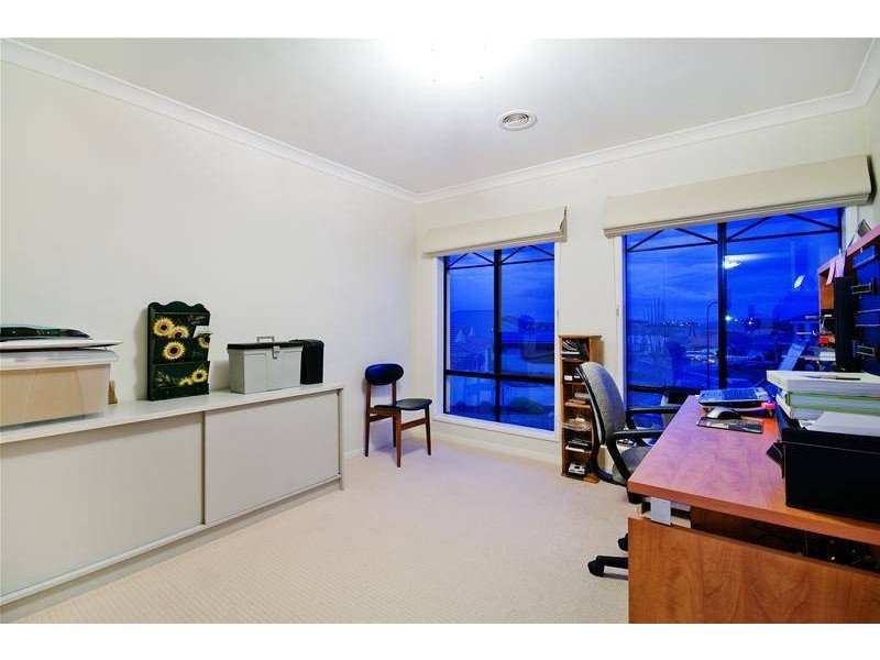 12 St Nicholas Court, Tarneit VIC 3029