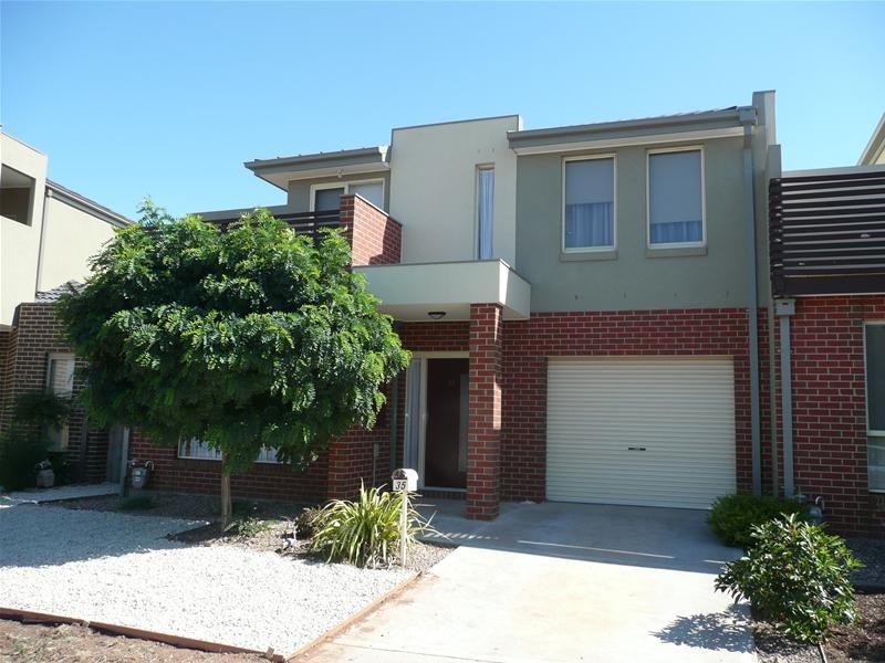 35 Almond Close, Werribee VIC 3030