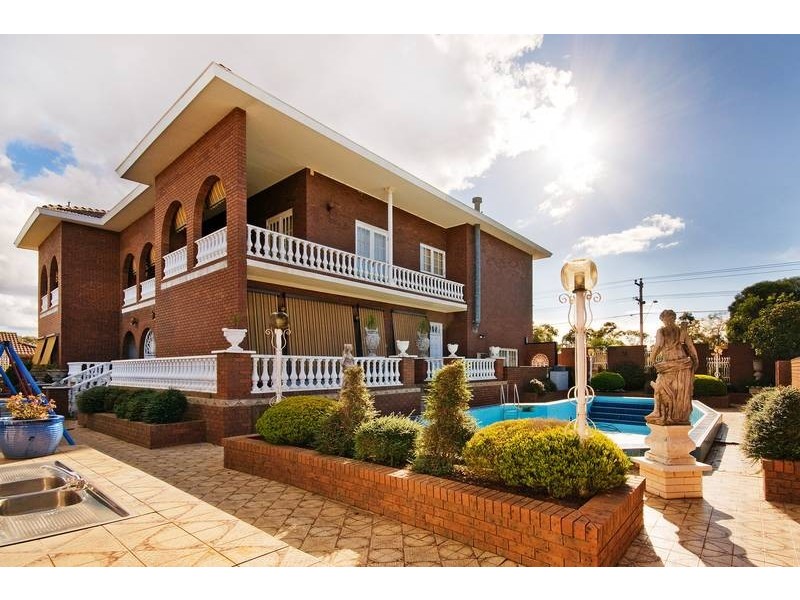 153 Heaths Road, Hoppers Crossing VIC 3029