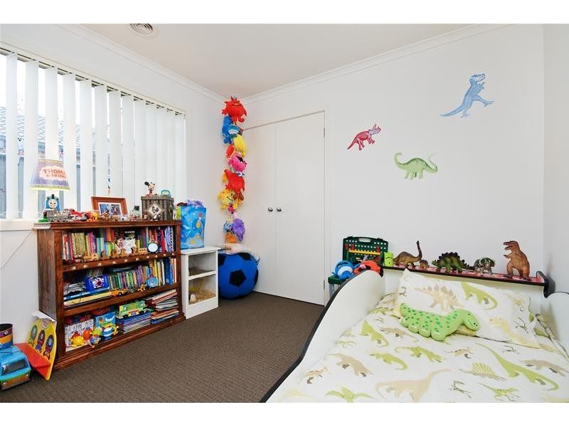 8 Blue Jay Crescent, Tarneit VIC 3029