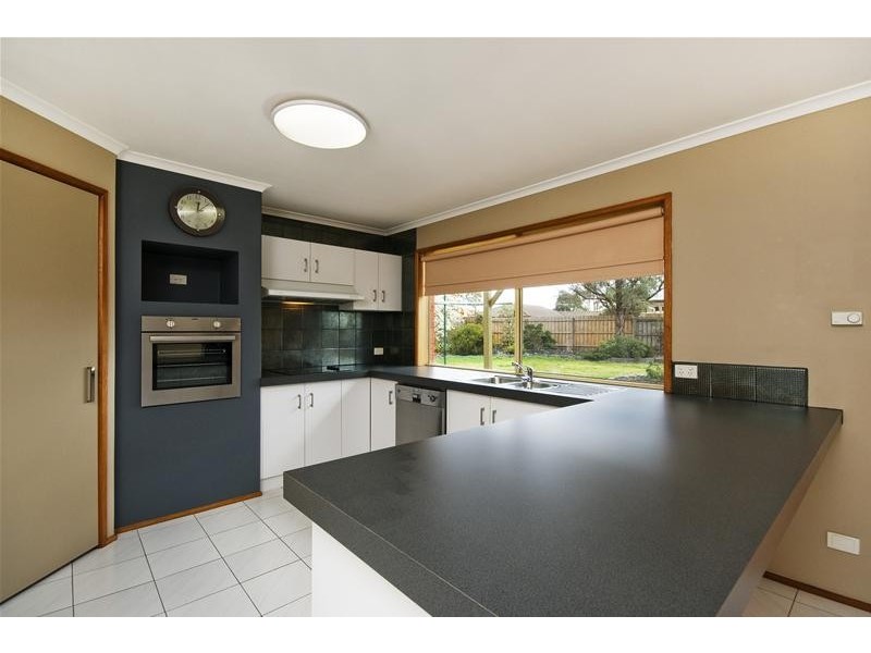 11 Beldale Avenue, Werribee VIC 3030