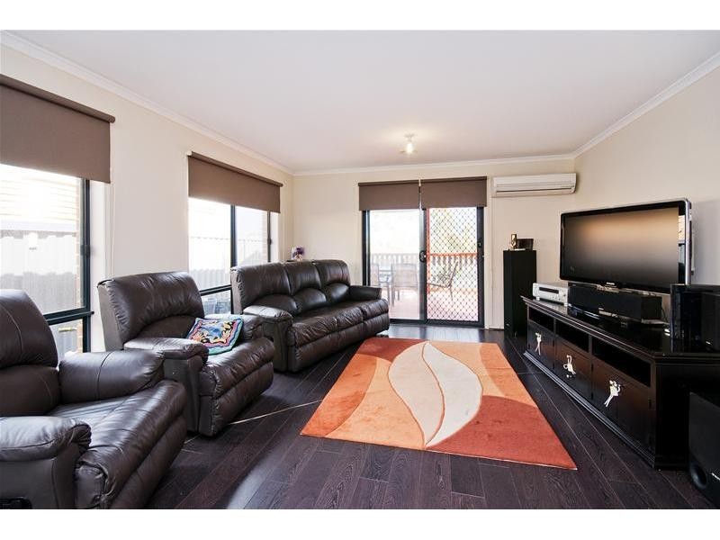 10 Bellfield Court, Wyndham Vale VIC 3024