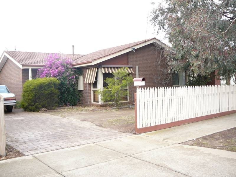 16 Dennison Avenue, Hoppers Crossing VIC 3029