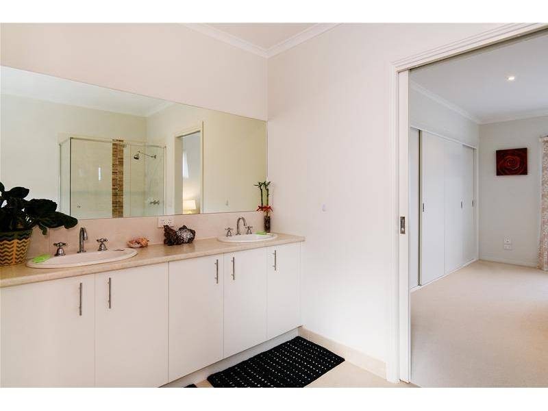 67 Cheviot Drive, Truganina VIC 3029