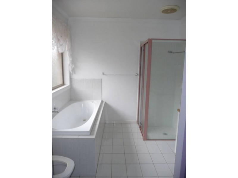 319 Heaths Road, Hoppers Crossing VIC 3029