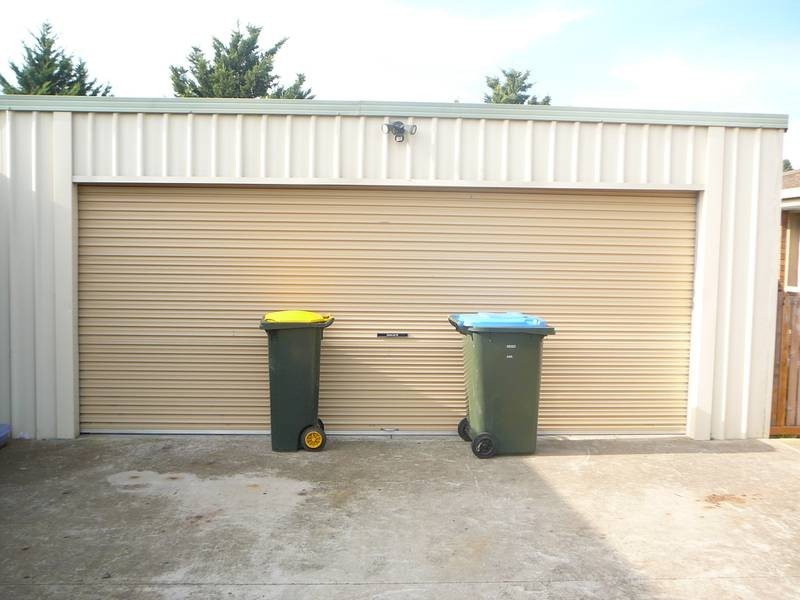 6 Thoroughbred Avenue, Werribee VIC 3030