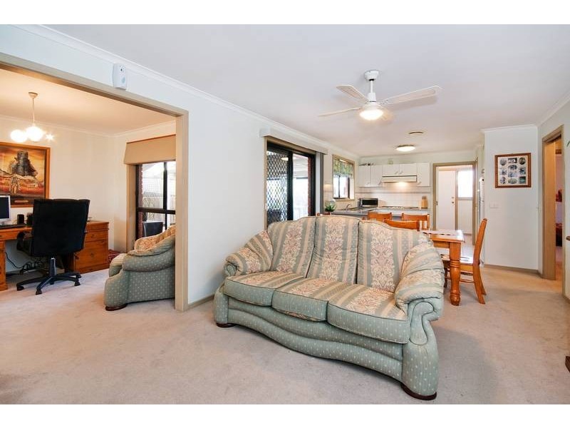 12 Bromage Cl, Hoppers Crossing VIC 3029