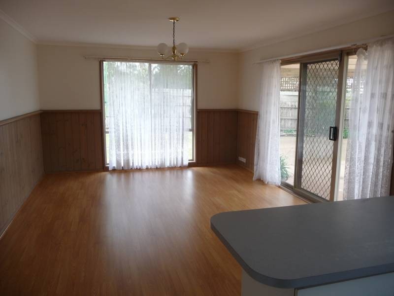 12 Burge Crescent, Hoppers Crossing VIC 3029