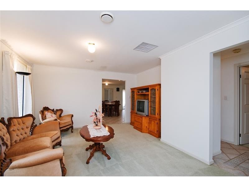 29 Danube Drive, Werribee VIC 3030