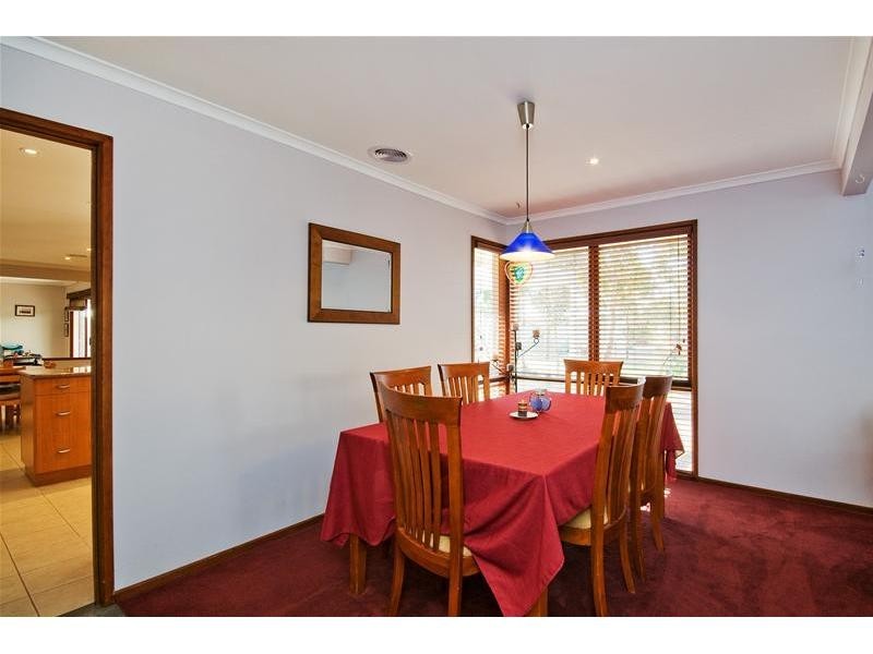 9 Harold Court, Little River VIC 3211