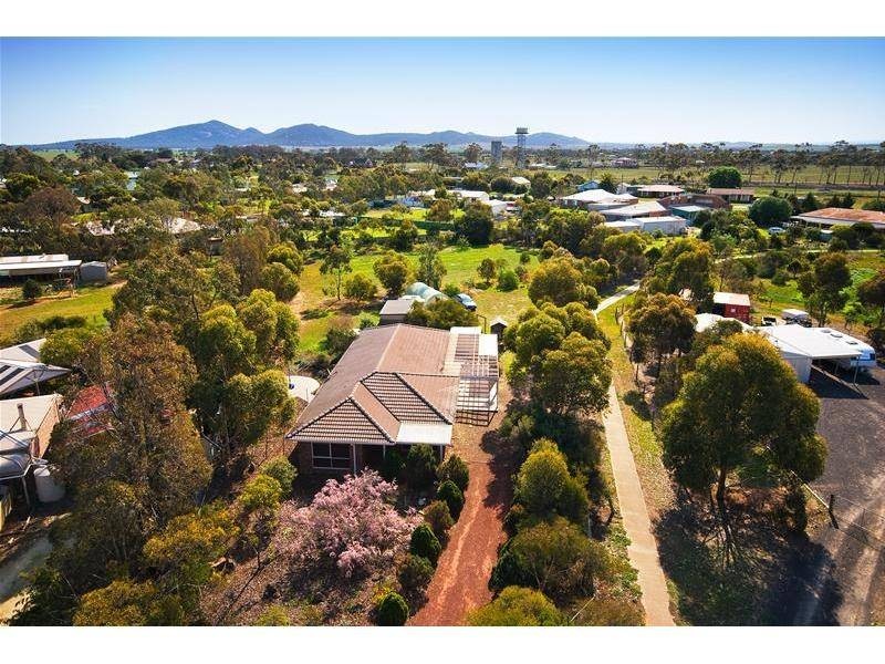 9 Harold Court, Little River VIC 3211