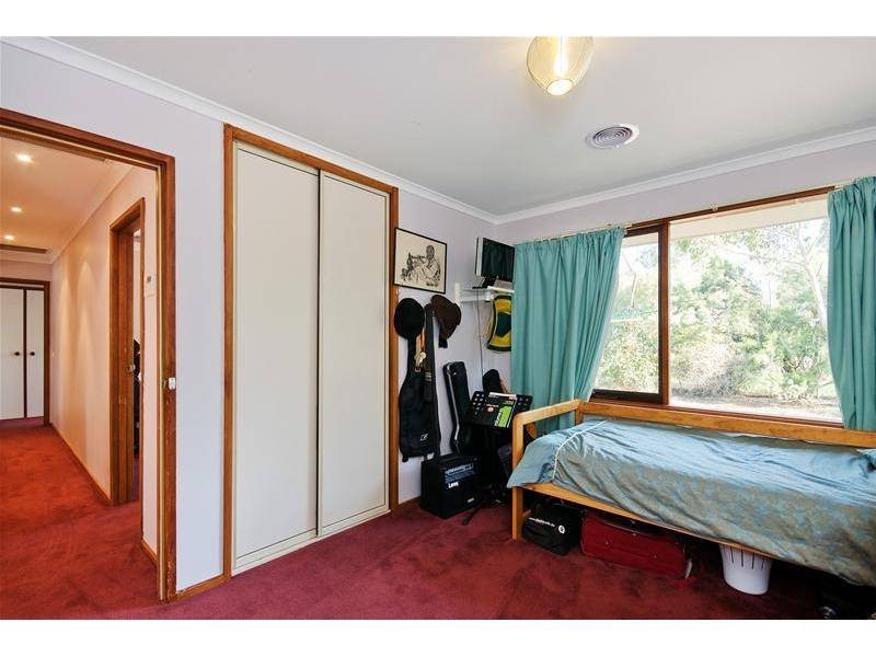 9 Harold Court, Little River VIC 3211