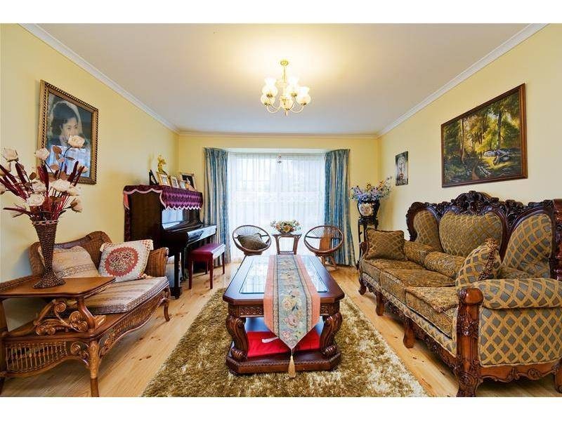 8 Hakea Court, Altona Meadows VIC 3028