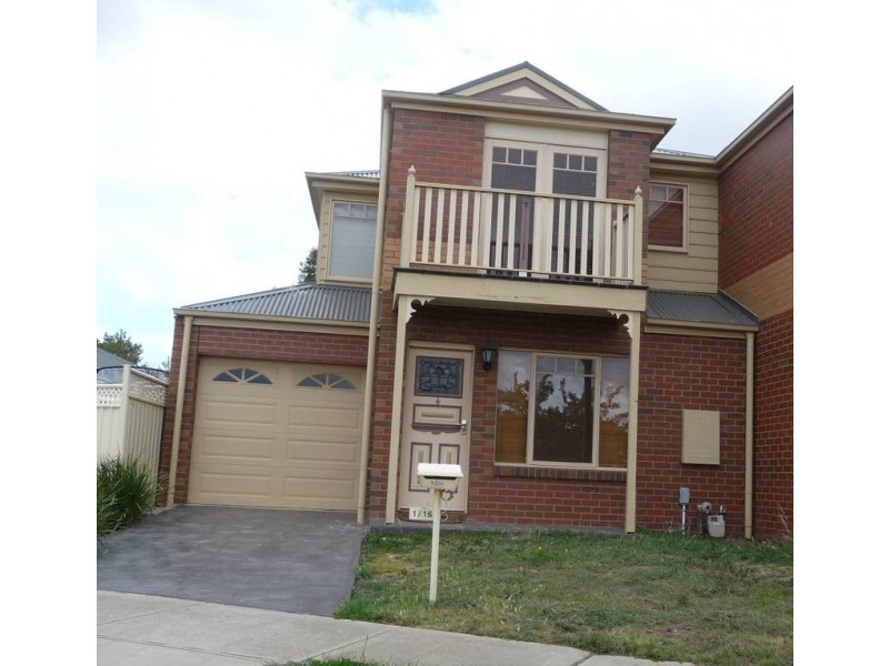 1/16 Parkside Walk, Hoppers Crossing VIC 3029
