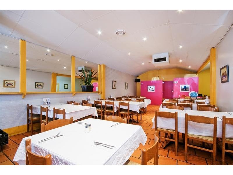 1 & 2/187 Watton Street, Werribee VIC 3030