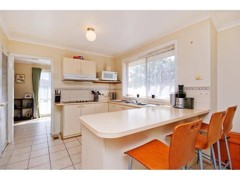 9 Tanilba Street, Werribee VIC 3030