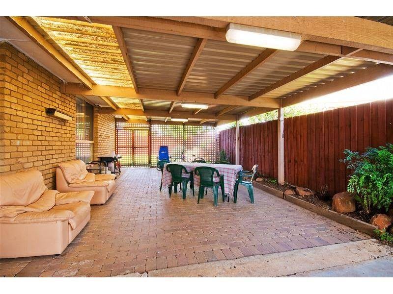 9 Tanilba Street, Werribee VIC 3030