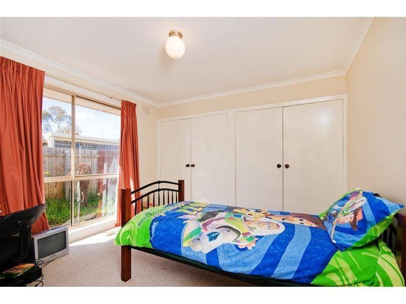 9 Tanilba Street, Werribee VIC 3030