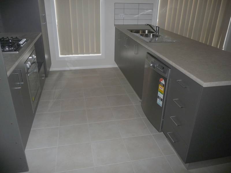 6 Gungurra Grove, Wyndham Vale VIC 3024