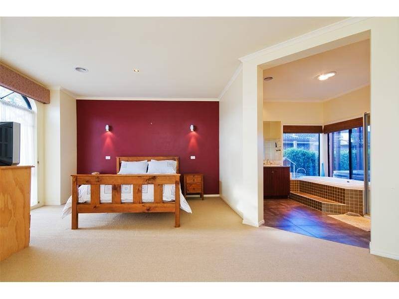 14 Davern Court, Werribee VIC 3030