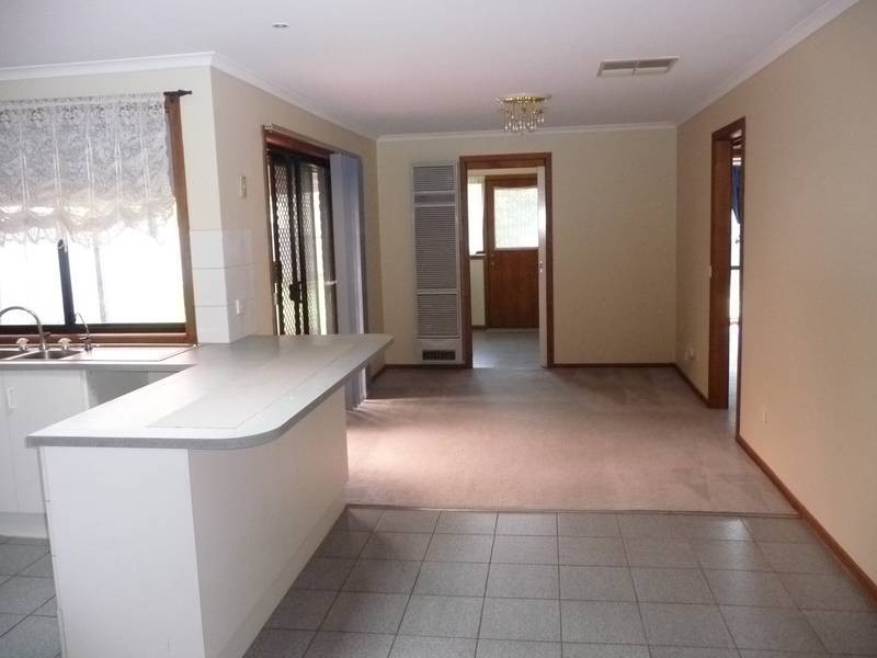 26 Thames Blvd, Werribee VIC 3030