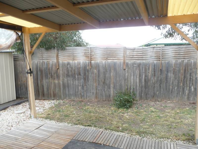 1/16 Parkside Wlk, Hoppers Crossing VIC 3029