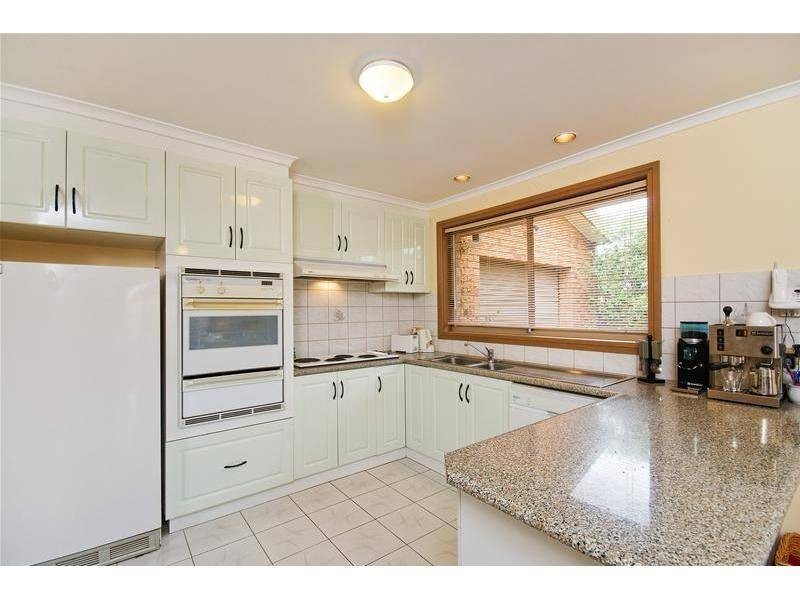 27 Flinders Crescent, Wyndham Vale VIC 3024