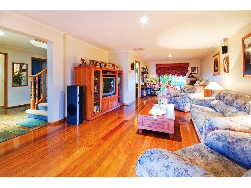 19 Melrose Place, Werribee VIC 3030