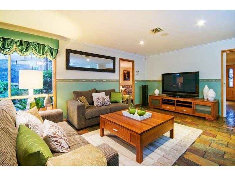 19 Melrose Place, Werribee VIC 3030