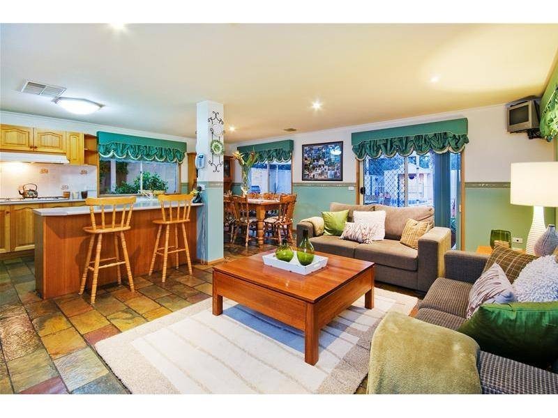 19 Melrose Place, Werribee VIC 3030