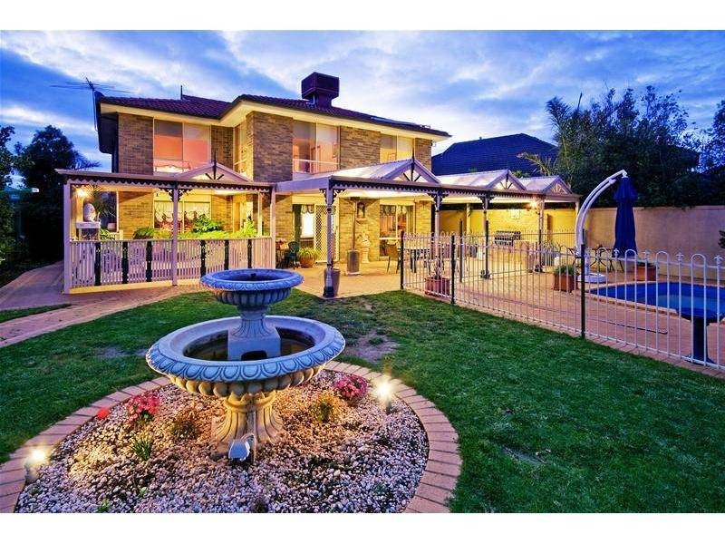 19 Melrose Place, Werribee VIC 3030