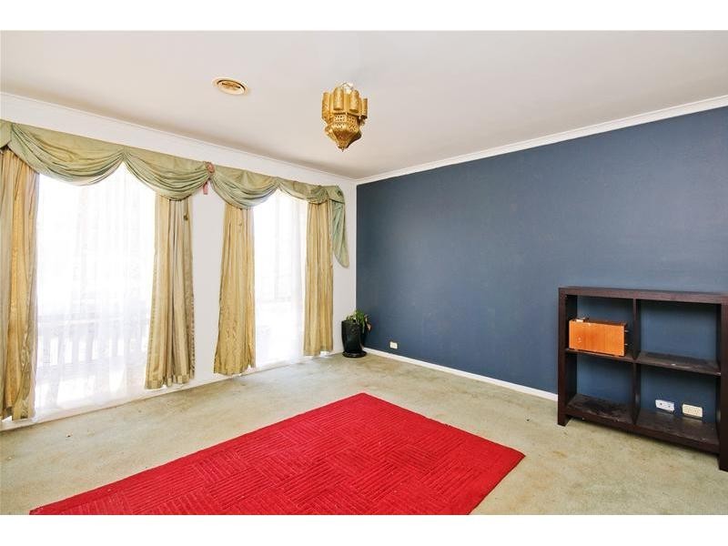 2 Gould Walk, Truganina VIC 3029