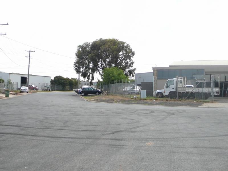 8 Concorde Crescent, Werribee VIC 3030