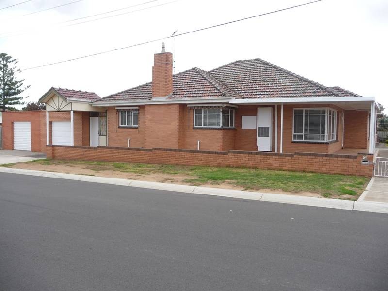 36 High St, Werribee VIC 3030