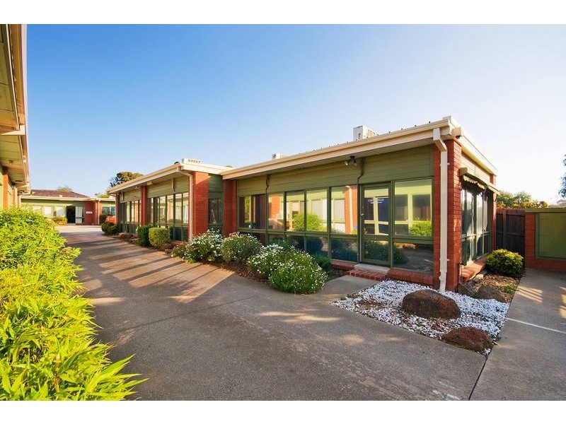 1, 2 & 3/215 Watton Street, Werribee VIC 3030