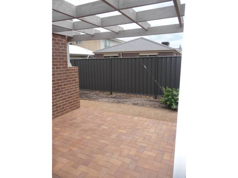 33 Minindee Road, Wyndham Vale VIC 3024
