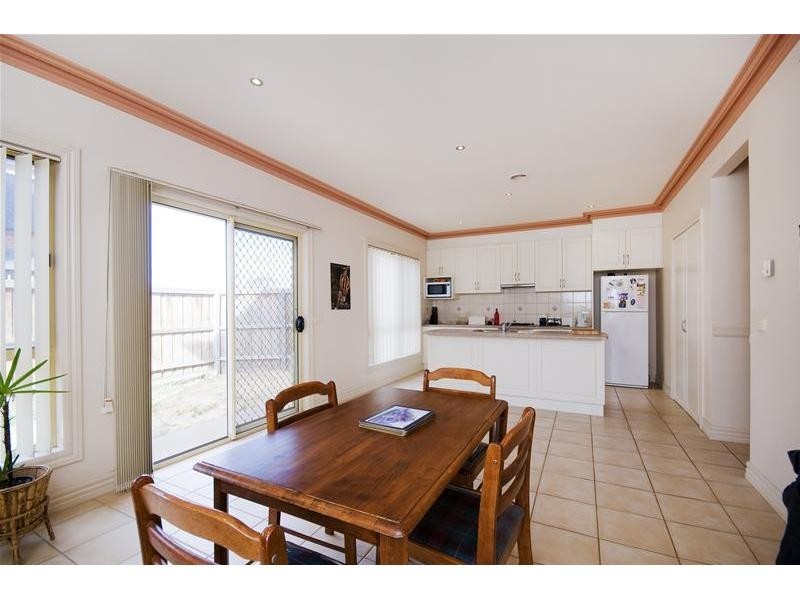 1/88 Duncans Road, Werribee VIC 3030