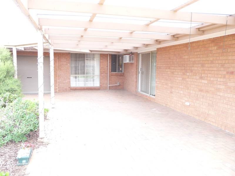 5 Farnborough Crt, Hoppers Crossing VIC 3029