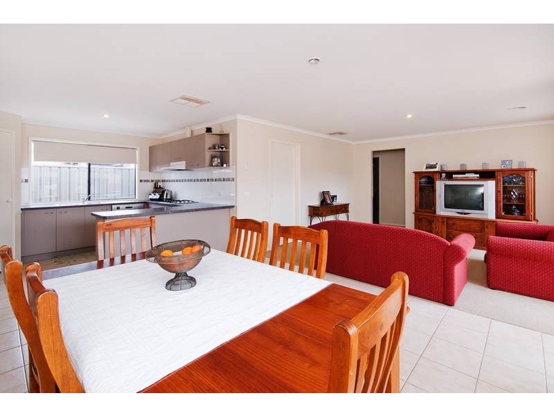 11 Stringybark Cls, Wyndham Vale VIC 3024