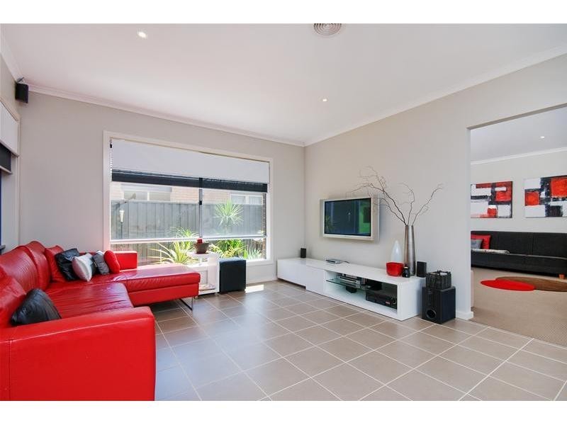10 Murrumbidgee Street, Wyndham Vale VIC 3024