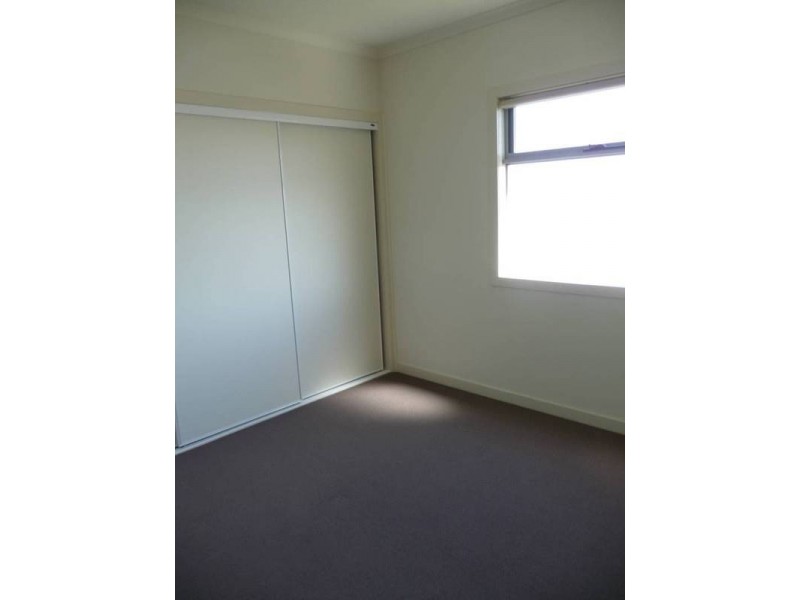 14 Picton Lane, Point Cook VIC 3030