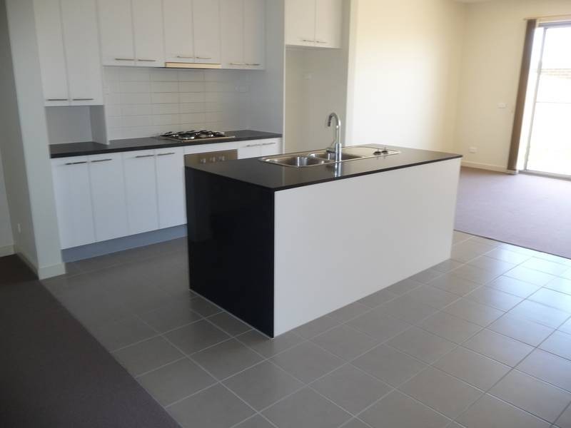 14 Picton Lane, Point Cook VIC 3030